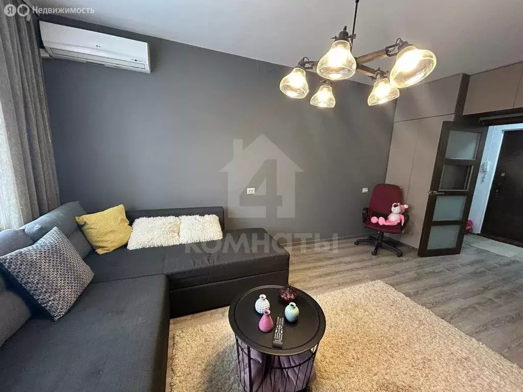 1-комнатная квартира: Воронеж, улица Курчатова, 36А (39 м) - Фото 1