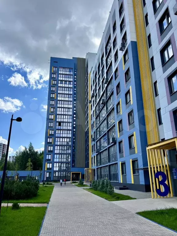 2-к. квартира, 71 м, 9/9 эт. - Фото 0