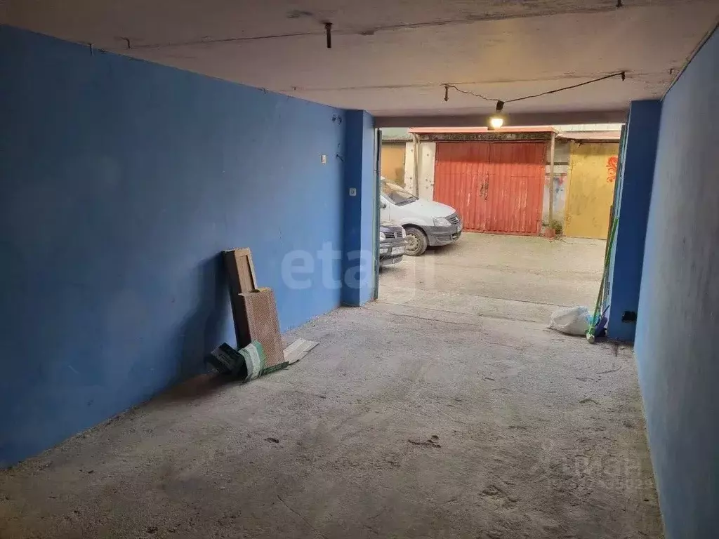 Гараж в Крым, Ялта ш. Южнобережное, 16 (18 м) - Фото 1