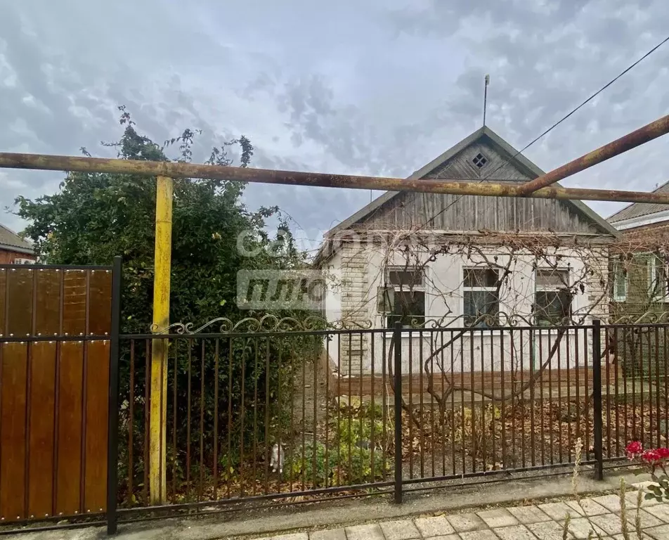 Дом в Краснодарский край, Приморско-Ахтарск ул. Заводская (34 м) - Фото 1