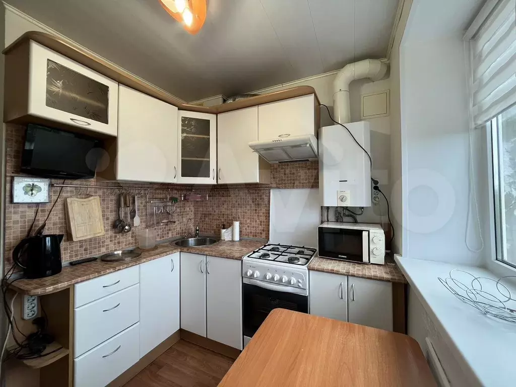 2-к. квартира, 45 м, 5/5 эт. - Фото 0