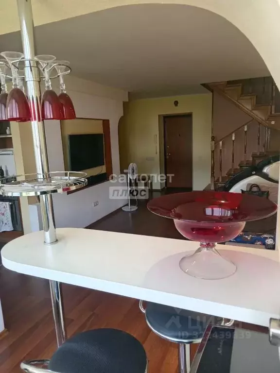 3-к кв. Сахалинская область, Южно-Сахалинск просп. Мира, 263Б (72.0 м) - Фото 2