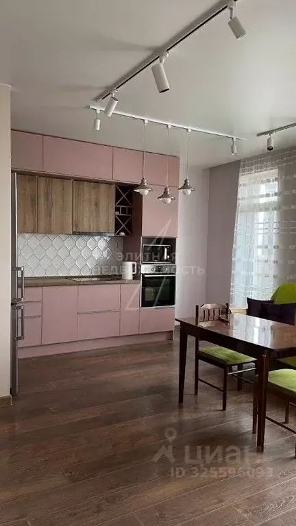 2-к кв. Санкт-Петербург ул. Парфеновская, 5 (60.0 м) - Фото 1