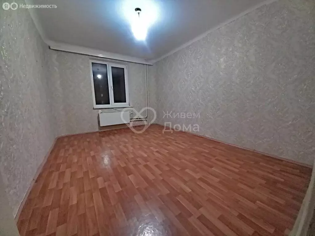 3-комнатная квартира: Волжский, улица Волжской Военной Флотилии, 64 ... - Фото 2