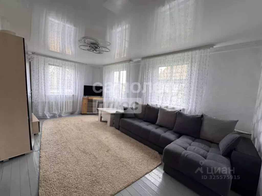 Дом в Оренбургская область, Тоцкий район, Погроминский сельсовет, с. ... - Фото 2