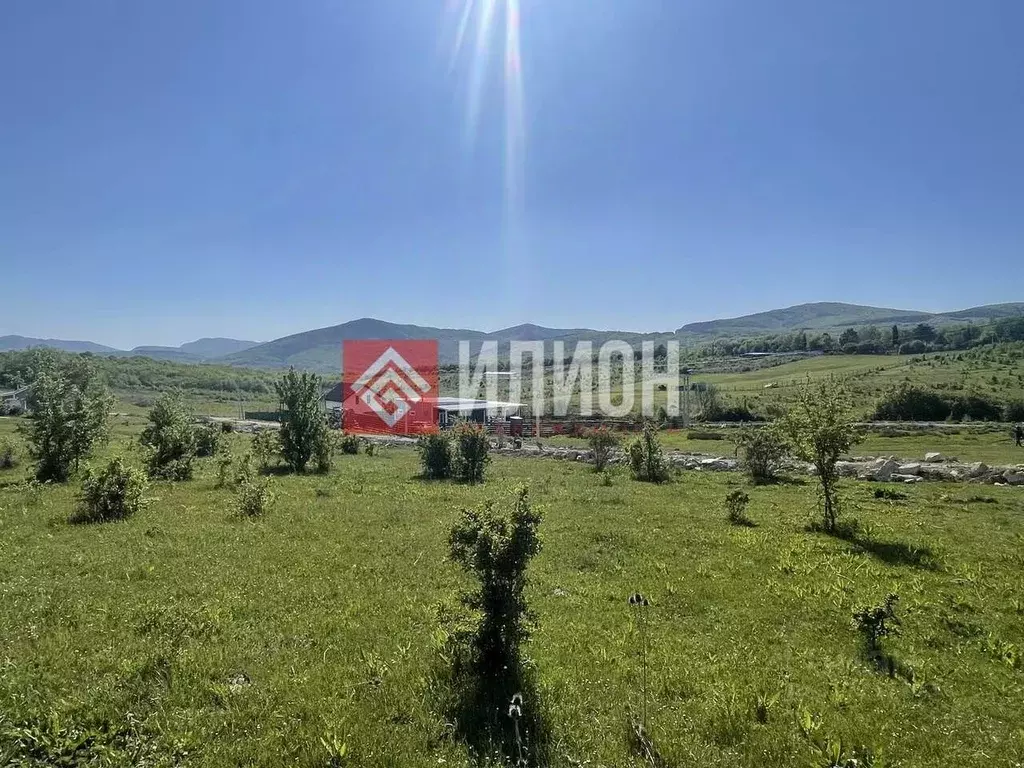 Участок в Севастополь с. Передовое, ул. Новая, 7 (5.6 сот.) - Фото 0