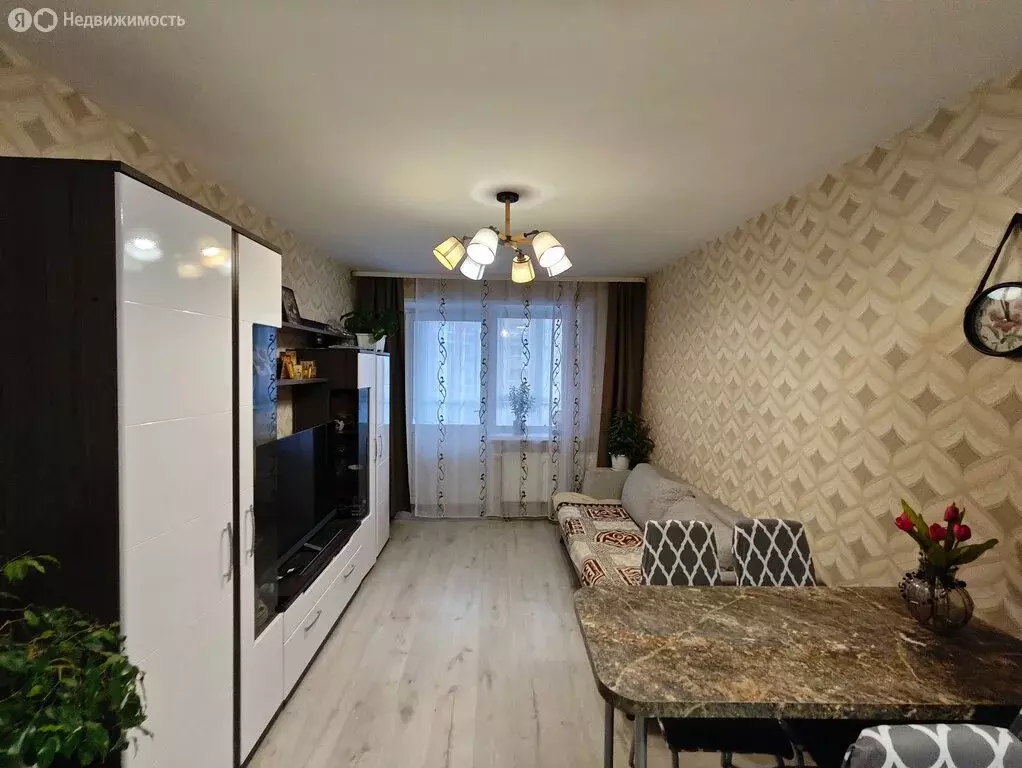 1-комнатная квартира: Ижевск, Дарьинская улица, 4 (41 м) - Фото 1