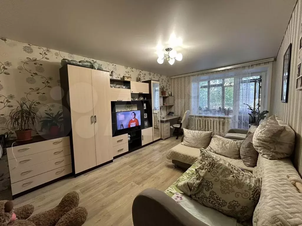1-к. квартира, 32 м, 1/5 эт. - Фото 0