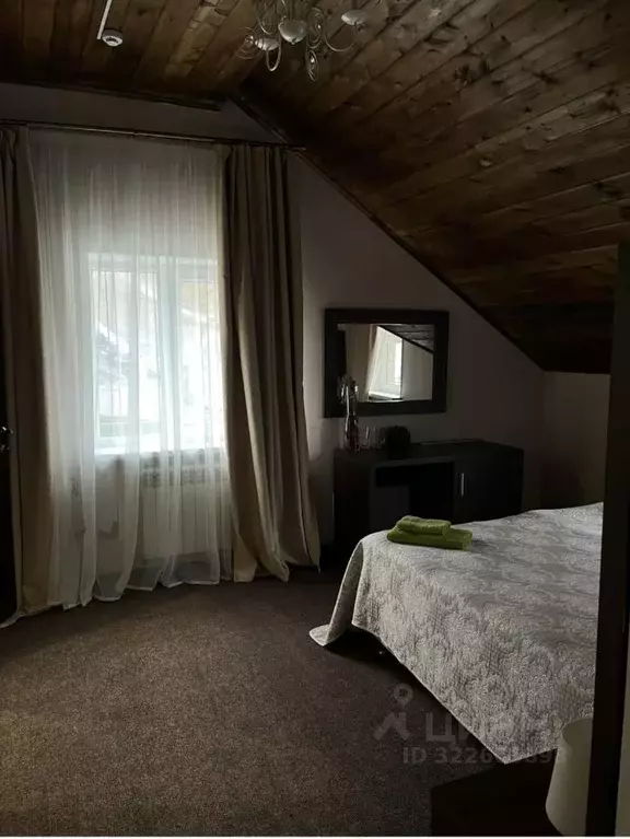 Комната Кабардино-Балкария, Эльбрусский район, с. Терскол ул. Азау, 16 ... - Фото 1