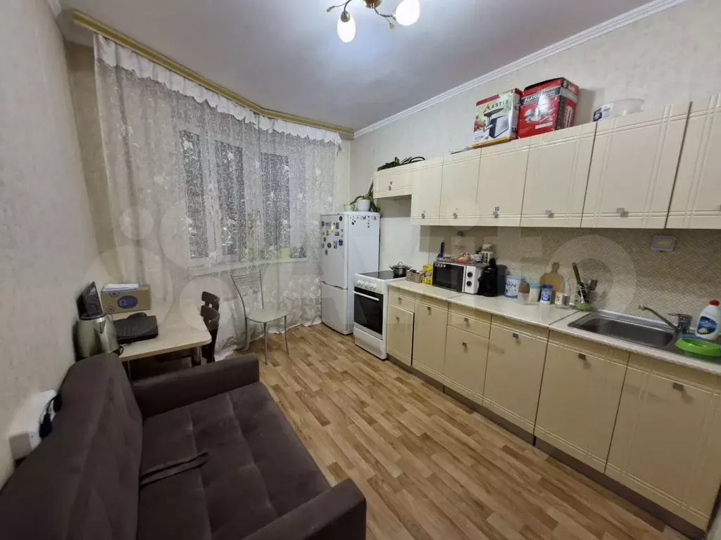 1-к. квартира, 45 м, 4/17 эт. - Фото 0