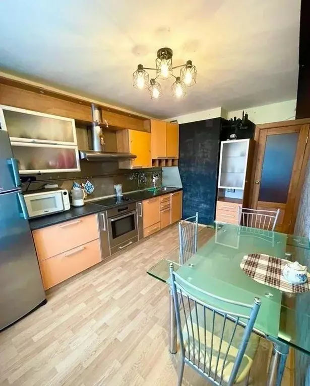 2-к кв. Свердловская область, Екатеринбург ул. Электриков, 27 (64.4 м) - Фото 2