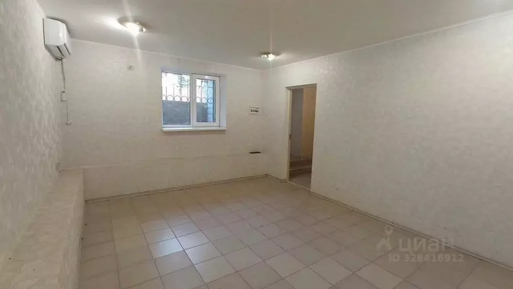 Помещение свободного назначения в Севастополь ул. Астана Кесаева, 16 ... - Фото 1