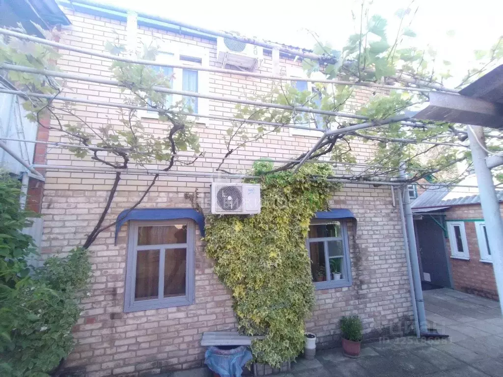 Дом в Краснодарский край, Ейск Первомайская ул. (120 м) - Фото 1