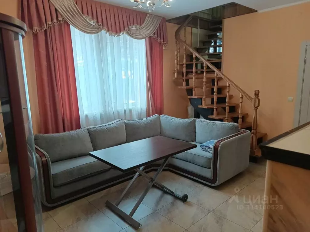 Дом в Краснодарский край, Краснодар Школьный мкр, пер. Тихий (160 м) - Фото 0
