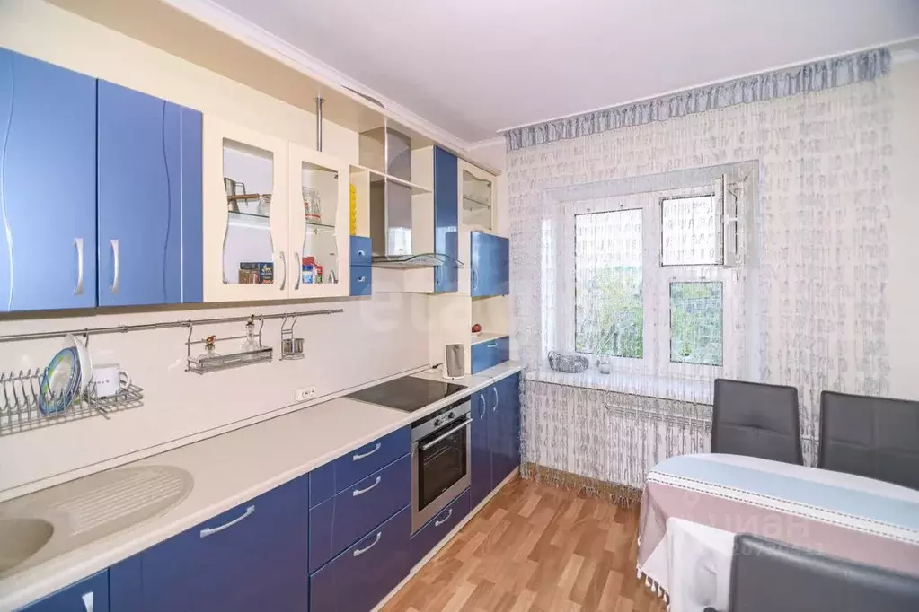 3-к кв. Ханты-Мансийский АО, Сургут Магистральная ул., 28 (70.2 м) - Фото 1