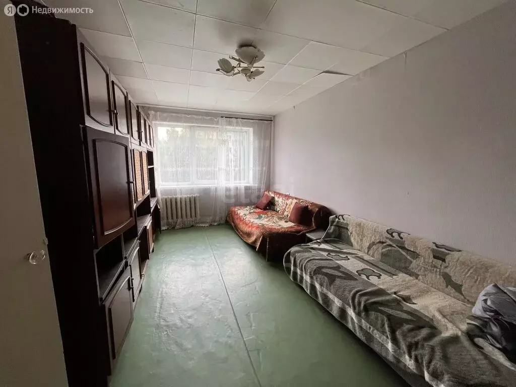 3-комнатная квартира: Альметьевск, улица Гафиатуллина, 14 (61.8 м) - Фото 2