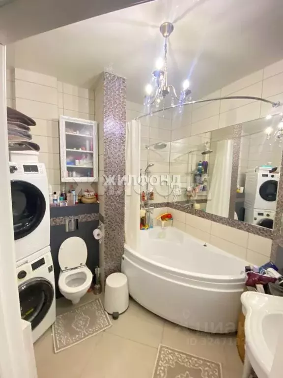 3-к кв. Хакасия, Абакан ул. Чехова, 95к1 (94.4 м) - Фото 1