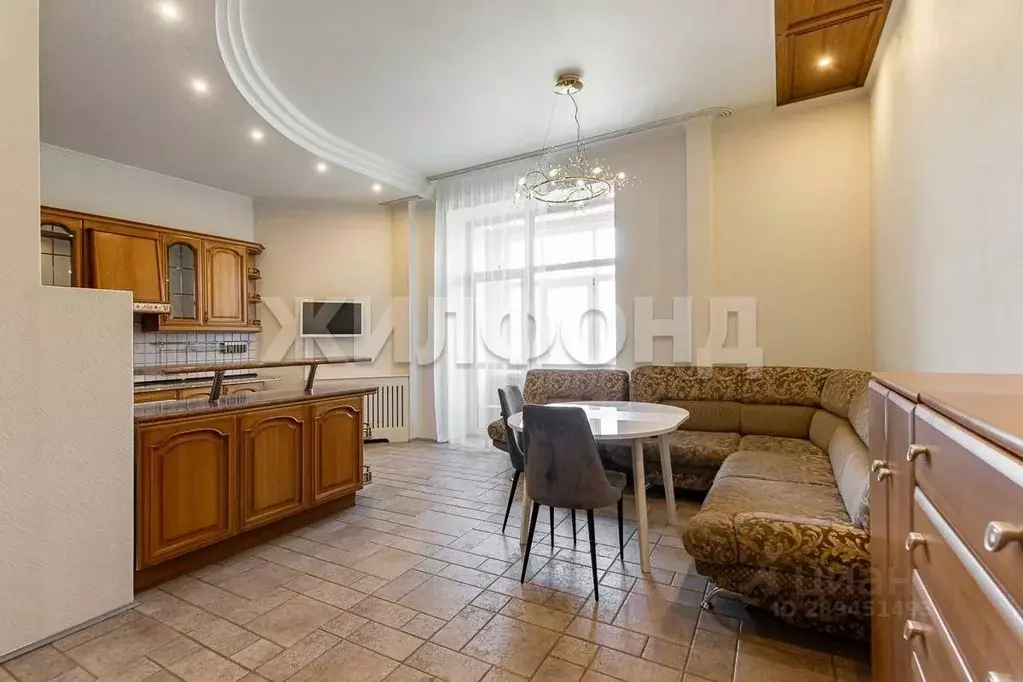 3-к кв. Алтайский край, Барнаул Партизанская ул., 83 (179.8 м) - Фото 1