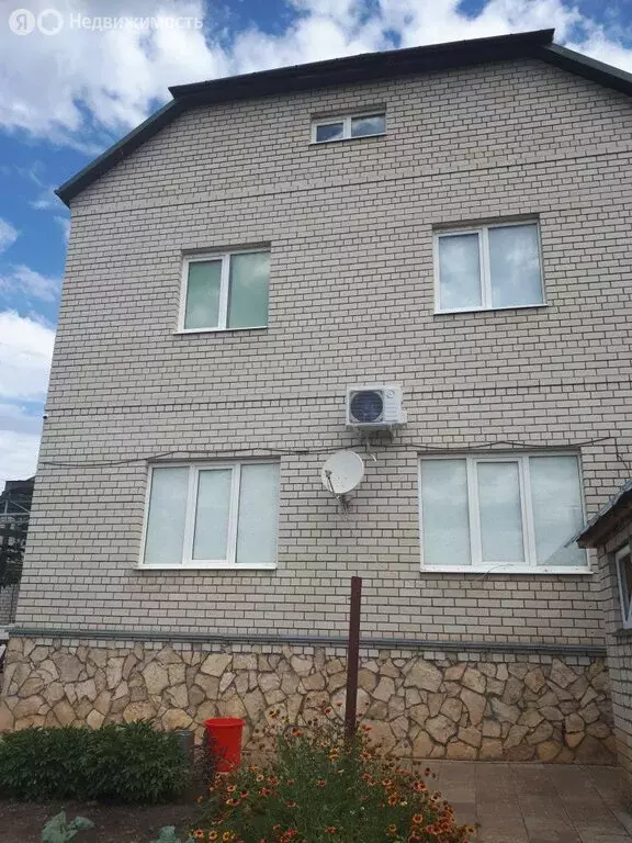 Дом в Саратов, Ленинский район, Черниговская улица, 57 (194 м) - Фото 0