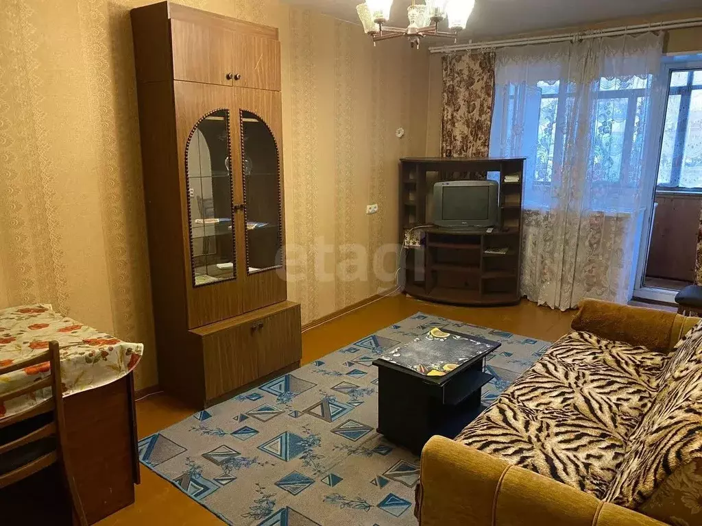 3-к кв. Коми, Сыктывкар ул. Комарова, 8 (58.8 м) - Фото 1