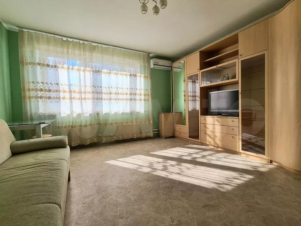 1-к. квартира, 40 м, 10/17 эт. - Фото 0