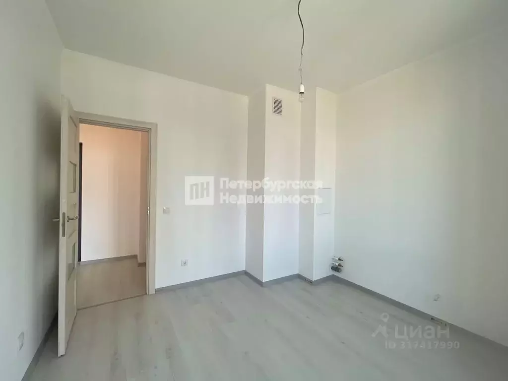 1-к кв. Санкт-Петербург ул. Верхне-Каменская, 9к1 (30.8 м) - Фото 0