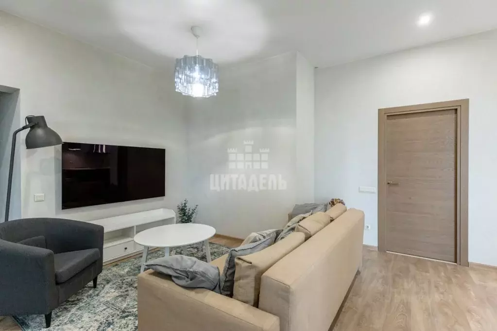 3-к кв. Воронежская область, Воронеж ул. Карла Маркса, 67/2 (116.5 м) - Фото 1