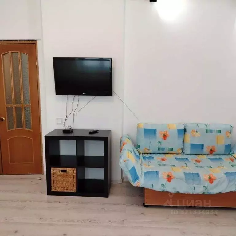 2-к кв. Коми, Ухта Севастопольская ул., 2 (60.0 м) - Фото 1