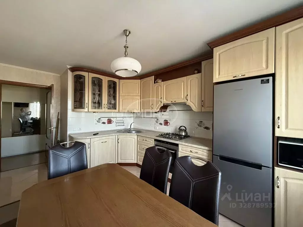 2-к кв. Калининградская область, Калининград ул. Толбухина, 4 (72.0 м) - Фото 1