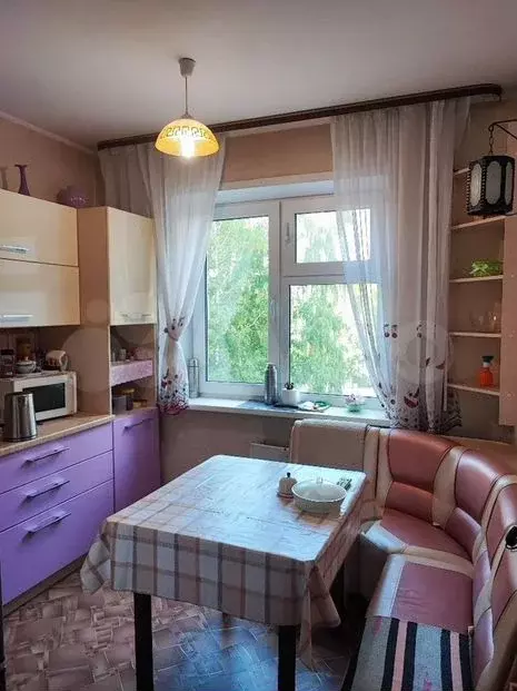 3-к. квартира, 65м, 3/9эт. - Фото 0