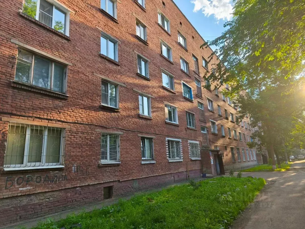 Студия Омская область, Омск Заозерный мкр, ул. Бородина, 44Б (12.6 м) - Фото 1