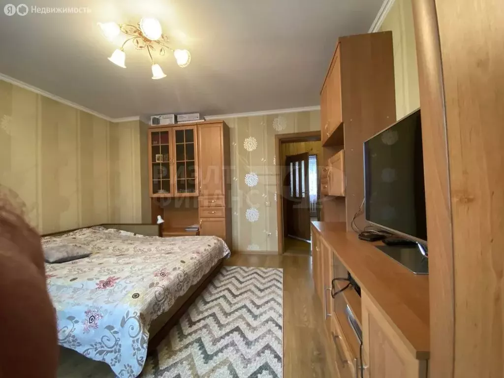 4-комнатная квартира: Калининград, улица Лейтенанта Князева, 16 (104 ... - Фото 1
