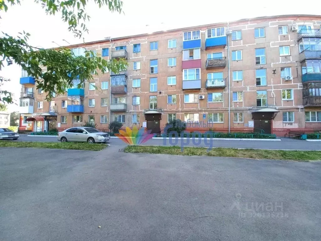 1-к кв. Кемеровская область, Новокузнецк ул. 40 лет ВЛКСМ, 70 (30.8 м) - Фото 0