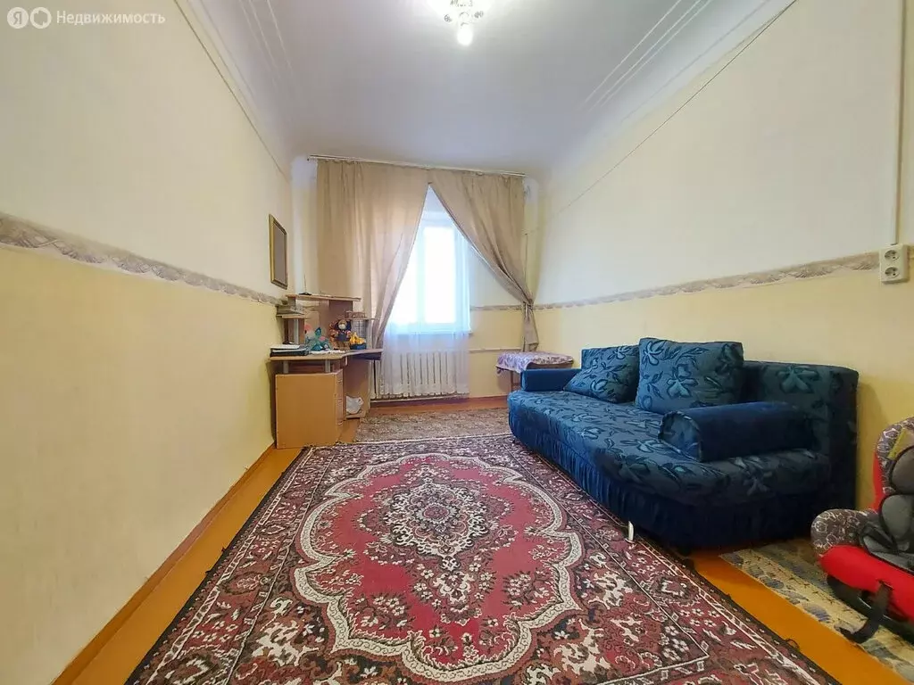 3-комнатная квартира: село Серафимовский, улица Гафури, 10 (64.3 м) - Фото 0