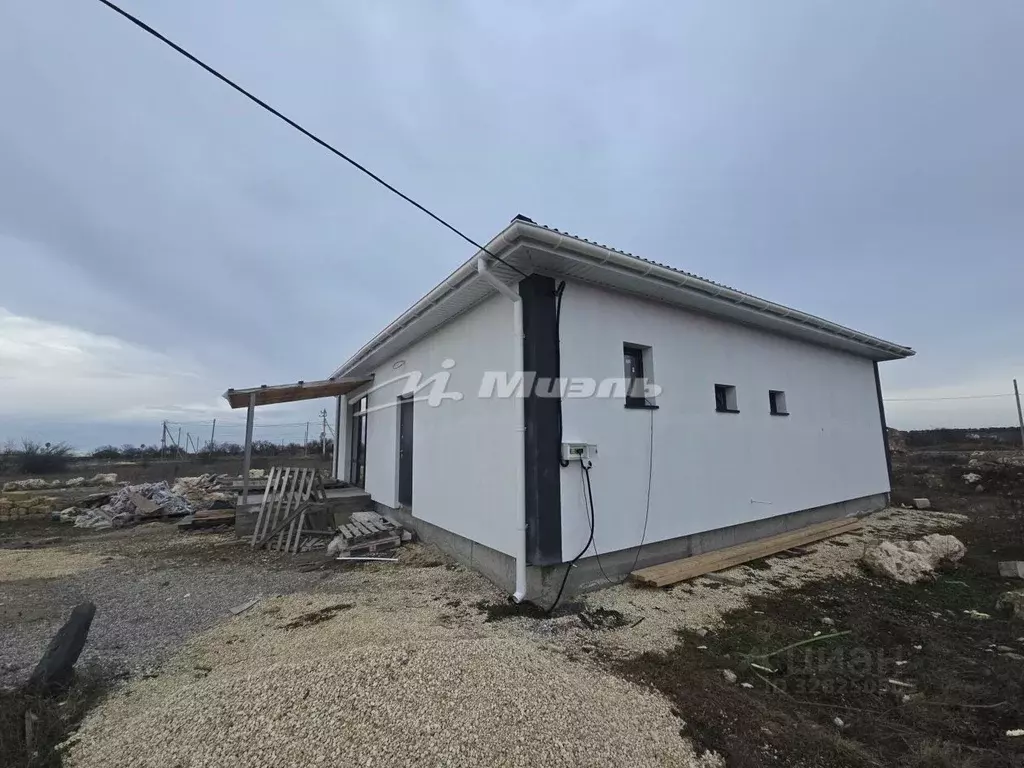 Дом в Крым, Симферопольский район, Урожайновское с/пос, Колос СТ  (120 ... - Фото 1