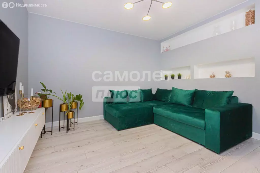 2-комнатная квартира: Наро-Фоминск, Луговая улица, 1 (72.1 м) - Фото 2