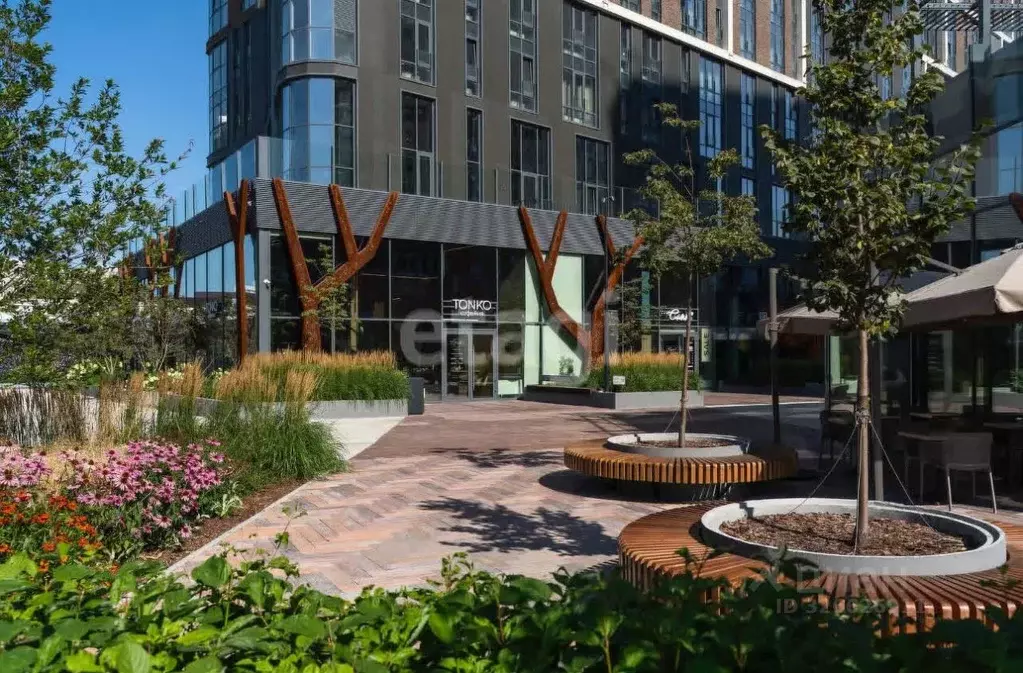 2-к кв. Тюменская область, Тюмень ул. Николая Машарова, 4 (69.0 м) - Фото 2