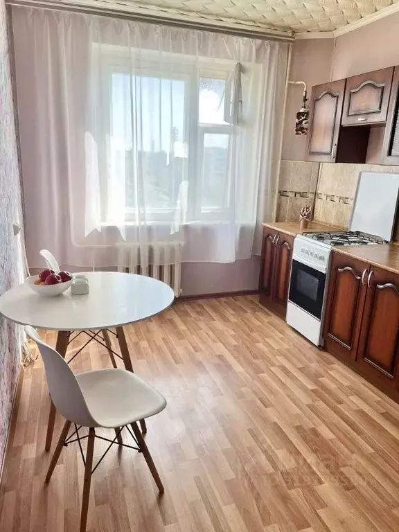 1-к кв. Орловская область, Орел Планерная ул., 62 (40.3 м) - Фото 0
