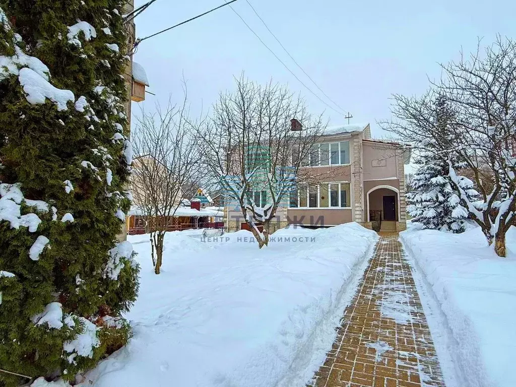 Дом в Калужская область, Калуга Осенняя ул., 30 (260 м) - Фото 1