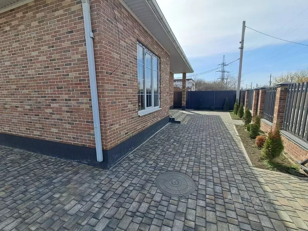 Дом в Адыгея, Тахтамукайский район, Старобжегокайское с/пос, Новая ... - Фото 2