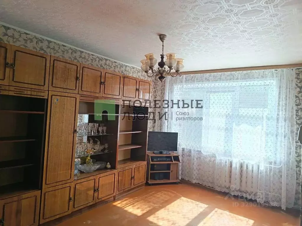 2-к кв. Самарская область, Сызрань просп. Космонавтов, 4А (42.8 м) - Фото 1