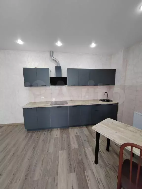 2-к. квартира, 58 м, 2/5 эт. - Фото 1