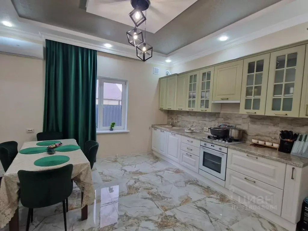 Дом в Краснодарский край, Темрюк ул. Анджиевского (137 м) - Фото 2