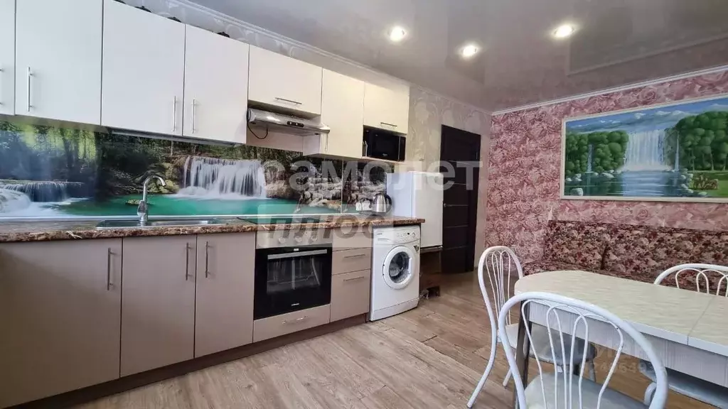 3-к кв. Алтайский край, Белокуриха ул. Академика Мясникова, 24 (61.1 ... - Фото 0