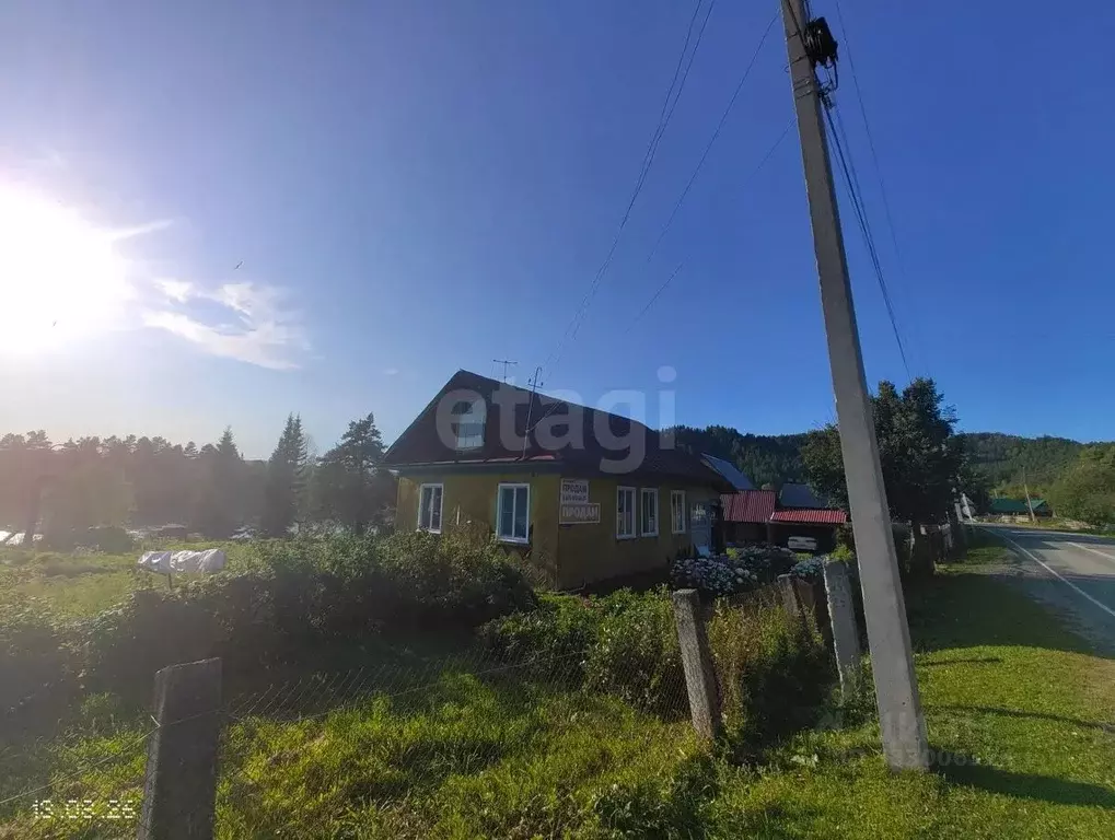 Дом в Алтай, Турочакский район, с. Кебезень Центральная ул., 45 (61 м) - Фото 1