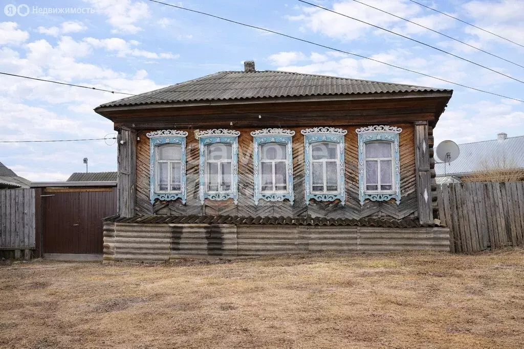Дом в Челябинская область, посёлок Нижний Уфалей, улица Малышева (38.7 ... - Фото 1