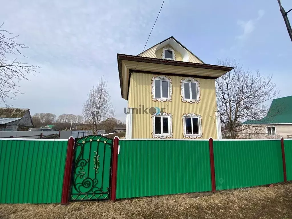 Дом в Башкортостан, Иглинский район, Балтийский сельсовет, д. ... - Фото 0