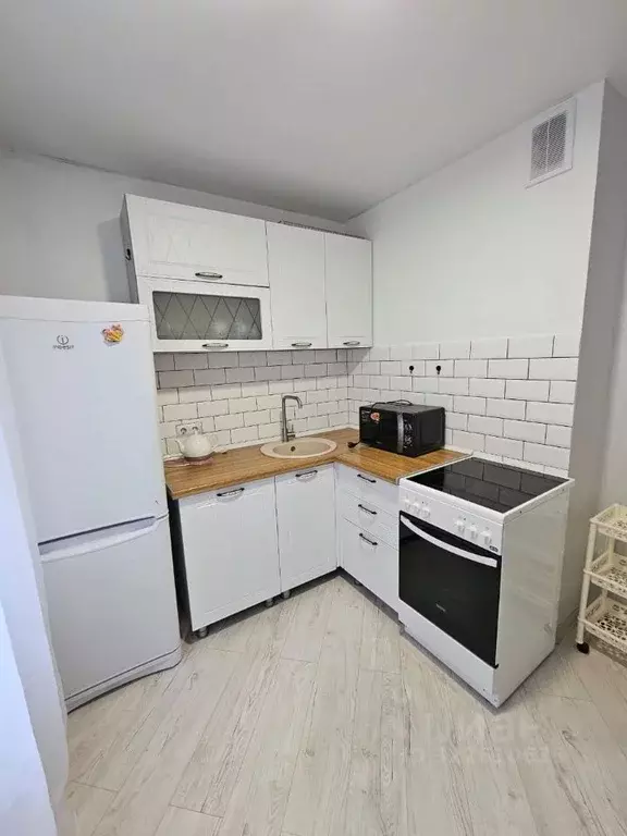 1-к кв. Алтайский край, Барнаул ул. 50 лет СССР, 51 (33.0 м) - Фото 2