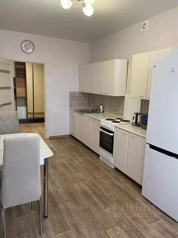 1-к кв. Татарстан, Казань ул. Сибирский Тракт, 13 (39.4 м) - Фото 1