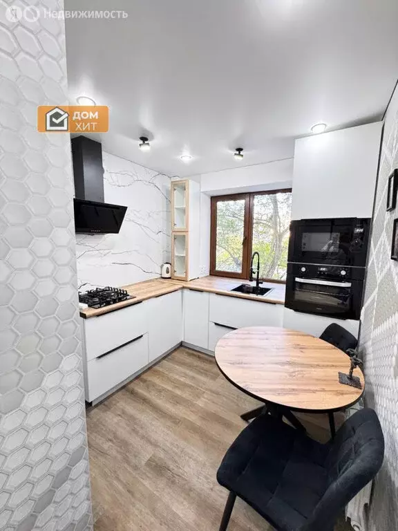 1-комнатная квартира: Евпатория, улица имени 60-летия Октября, 16 ... - Фото 2